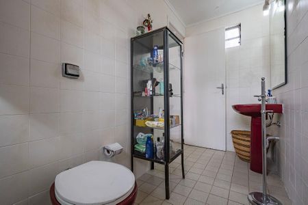Casa à venda com 168m², 3 quartos e 2 vagasSuíte 2