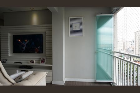 Apartamento à venda com 64m², 2 quartos e 1 vagaSacada