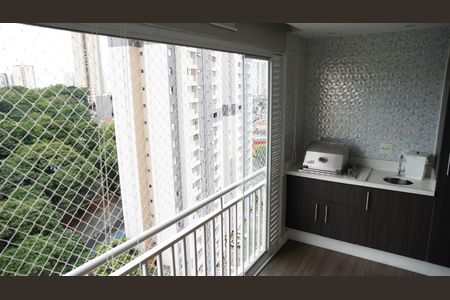 Apartamento à venda com 64m², 2 quartos e 1 vagaSacada