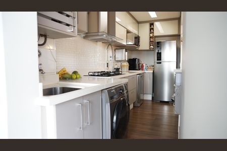 Apartamento à venda com 64m², 2 quartos e 1 vagaCozinha - Armários