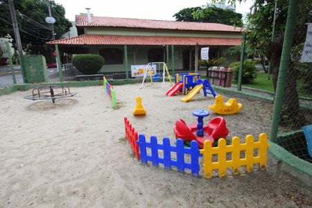 Apartamento para alugar com 83m², 2 quartos e 1 vagaÁrea comum - Playground