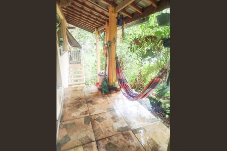 Casa à venda com 1008m², 2 quartos e 3 vagas Casa à venda com 1008m², 2 quartos e 3 vagasVaranda