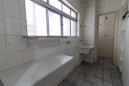 Apartamento para alugar com 106m², 3 quartos e 1 vagaÁrea de Serviço