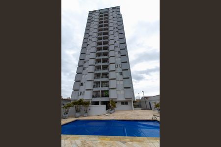 Apartamento para alugar com 106m², 3 quartos e 1 vagaÁrea comum - Piscina