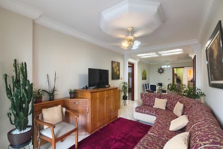 Apartamento para alugar com 115m², 2 quartos e 2 vagasSala