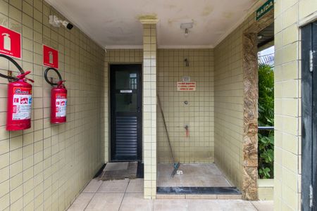 Apartamento para alugar com 115m², 2 quartos e 2 vagasDucha