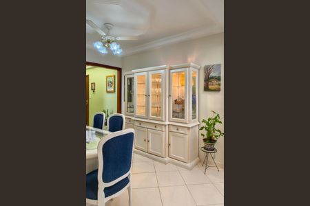 Apartamento para alugar com 115m², 2 quartos e 2 vagasSala