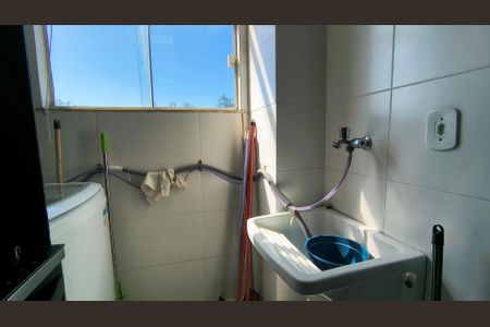 Apartamento para alugar com 70m², 2 quartos e sem vagaCozinha e Área de Serviço 