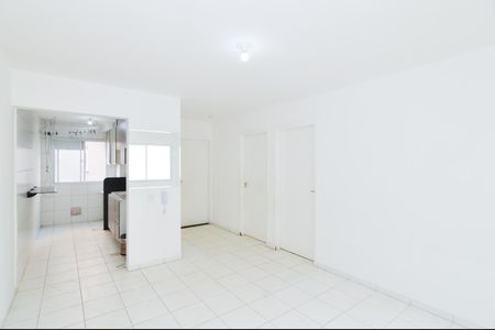 Sala de apartamento para alugar com 2 quartos, 47m² em Vila Alzira, Guarulhos