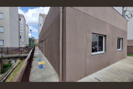 Apartamento para alugar com 47m², 2 quartos e sem vagaÁrea comum - Salão de festas