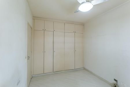 Quarto de apartamento à venda com 1 quarto, 45m² em Indianópolis, São Paulo