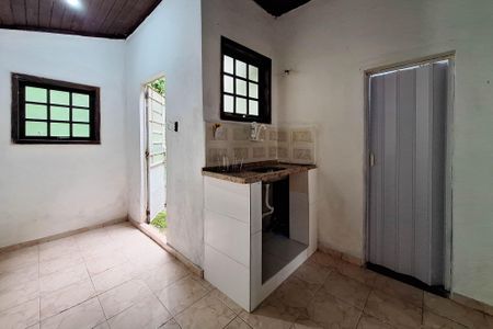 Casa para alugar com 60m², 1 quarto e sem vaga Casa para alugar com 60m², 1 quarto e sem vagaCozinha