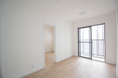 Sala de apartamento para alugar com 2 quartos, 41m² em Vila Albertina, São Paulo