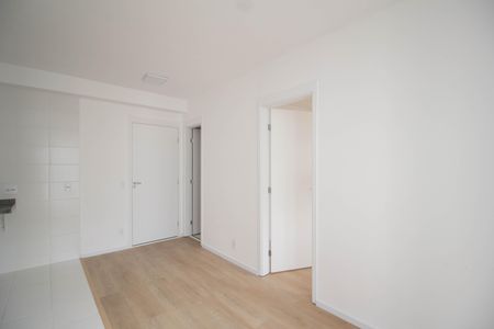 Sala de apartamento para alugar com 2 quartos, 41m² em Vila Albertina, São Paulo