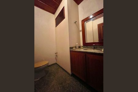 Apartamento à venda com 601m², 4 quartos e 4 vagasLavabo