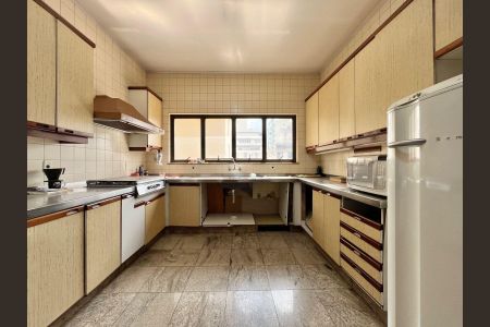Apartamento à venda com 601m², 4 quartos e 4 vagasCozinha