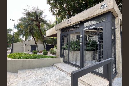 Apartamento à venda com 601m², 4 quartos e 4 vagasFachada da portaria