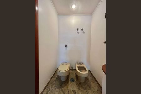 Apartamento à venda com 601m², 4 quartos e 4 vagasBanheiro da Suíte 3