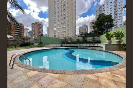 Apartamento à venda com 601m², 4 quartos e 4 vagasÁrea comum - Piscina