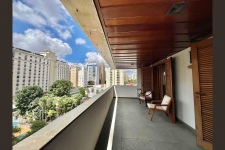 Apartamento à venda com 601m², 4 quartos e 4 vagasSacada das Suítes