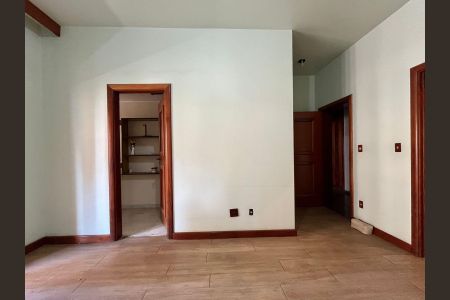 Apartamento à venda com 601m², 4 quartos e 4 vagasSuíte 2