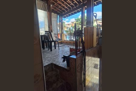 Casa à venda com 65m², 2 quartos e 1 vagaÁrea externa