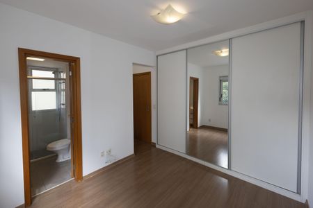 Apartamento para alugar com 104m², 3 quartos e 2 vagasSuíte 1