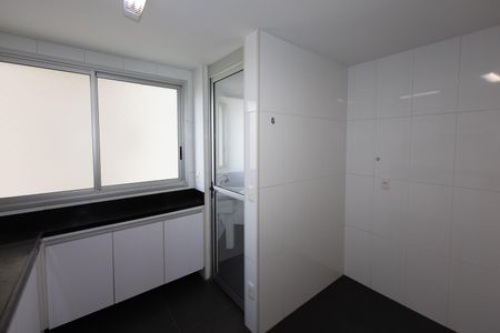 Apartamento para alugar com 104m², 3 quartos e 2 vagasCozinha