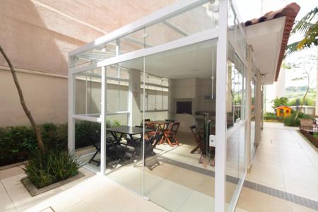 Apartamento para alugar com 32m², 2 quartos e sem vagaÁrea comum - Churrasqueira