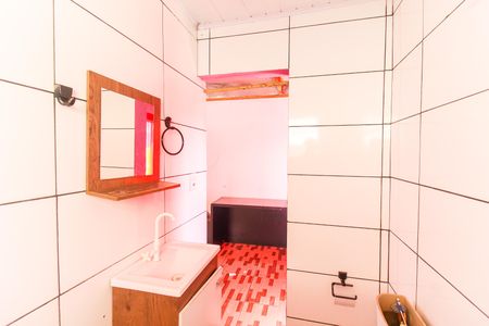 Banheiro da Suíte de casa para alugar com 2 quartos, 150m² em Jardim Miriam, Ferraz de Vasconcelos