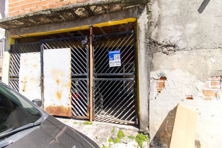 Casa para alugar com 150m², 2 quartos e sem vagaFachada + Placa