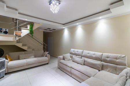 Sala de casa para alugar com 3 quartos, 300m² em Parque Flamengo, Guarulhos