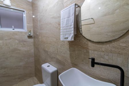 Casa para alugar com 300m², 3 quartos e 2 vagasBanheiro