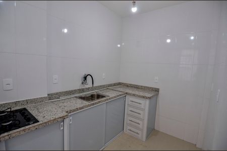 Apartamento à venda com 60m², 2 quartos e sem vagaCozinha