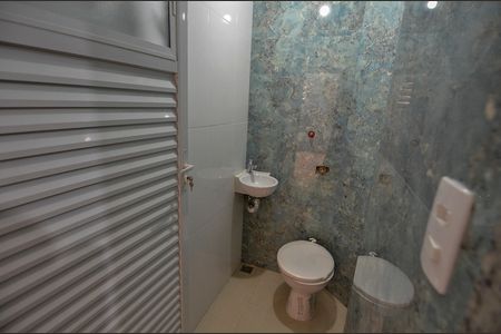 Apartamento à venda com 60m², 2 quartos e sem vagaBanheiro de Serviço
