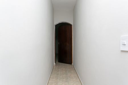 Casa para alugar com 250m², 3 quartos e 2 vagasCorredor 