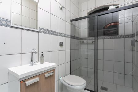 Casa para alugar com 250m², 3 quartos e 2 vagasBanheiro Social 