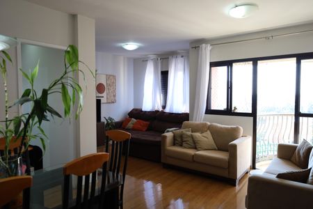 Apartamento à venda com 3 quartos, 69m² em Campo Grande, São Paulo
