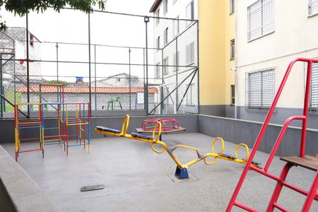 Apartamento para alugar com 55m², 2 quartos e 1 vagaÁrea comum - Playground