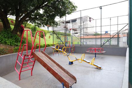 Apartamento para alugar com 55m², 2 quartos e 1 vagaÁrea comum - Playground