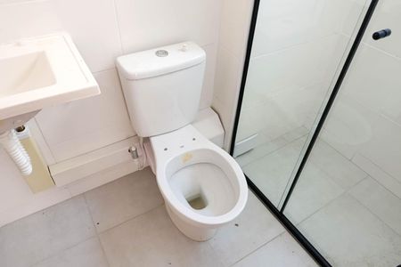 Apartamento para alugar com 42m², 2 quartos e 2 vagasBanheiro