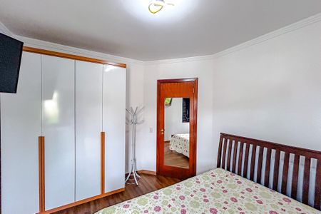 Apartamento à venda com 120m², 4 quartos e 2 vagasQuarto 2
