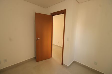 Quarto 1 de apartamento para alugar com 2 quartos, 39m² em Ipiranga, São Paulo