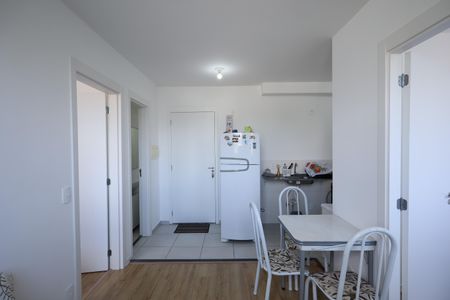 Sala  de apartamento para alugar com 2 quartos, 34m² em Vila Inglesa, São Paulo