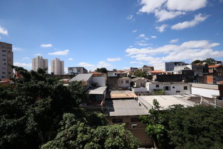 Quarto 1 vista de apartamento para alugar com 2 quartos, 34m² em Vila Inglesa, São Paulo