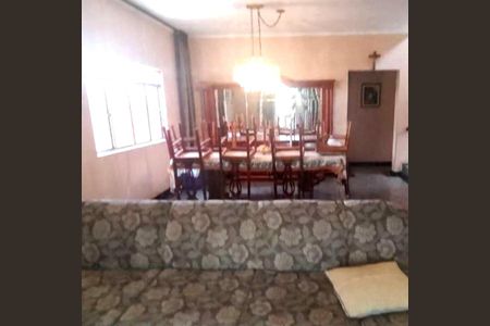 Sala de casa à venda com 6 quartos, 250m² em Bela Vista, Osasco