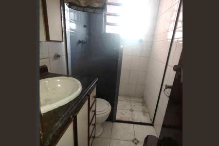 Casa à venda com 250m², 6 quartos e 6 vagasBanheiro