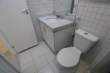 Apartamento à venda com 77m², 2 quartos e 1 vagaBanheiro social