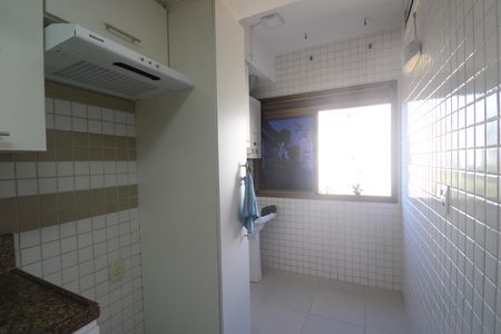 Apartamento à venda com 77m², 2 quartos e 1 vagaÁrea de serviço