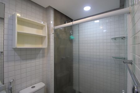 Apartamento à venda com 77m², 2 quartos e 1 vagaBanheiro social